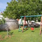 Dadic With Parking & Playground *