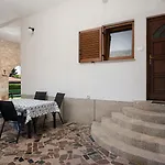 Apartament Dadic With Parking & Playground *