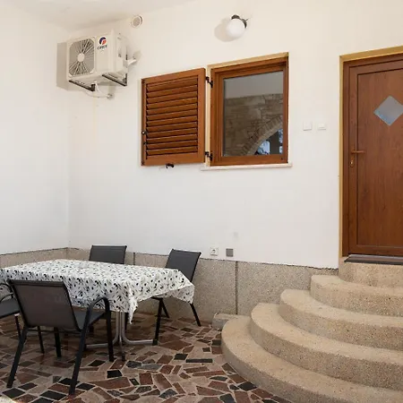 Apartament Dadic With Parking & Playground Medulin