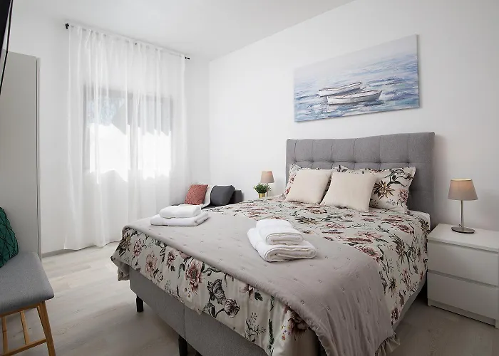 Dadic With Parking & Playground Apartman *