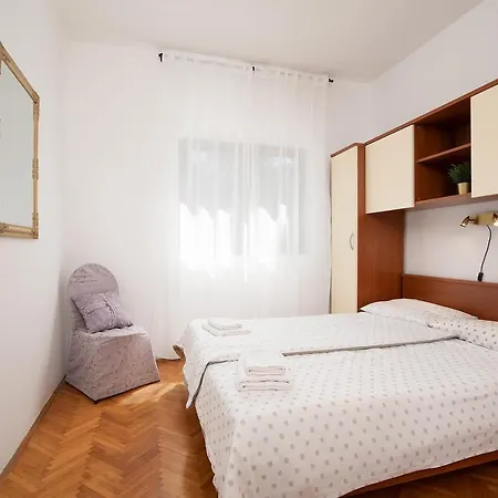 Apartment Dadic With Parking & Playground Medulin